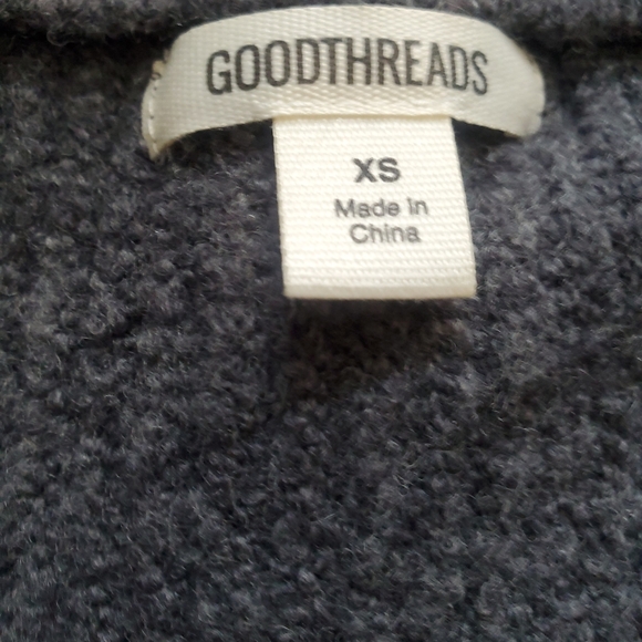 Woman's Cardigan (NWT) - Picture 8 of 10